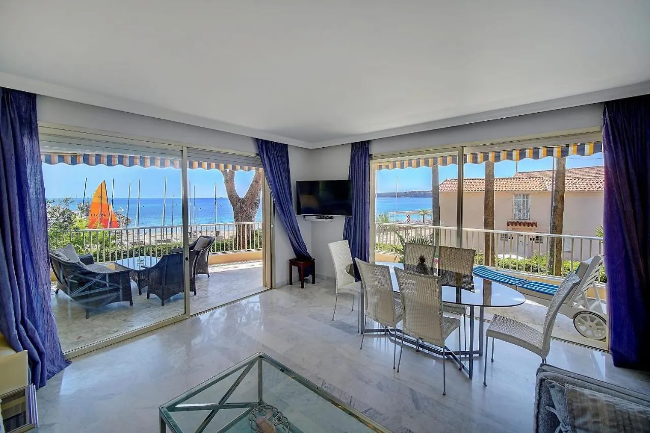 Big 2 Bedrooms View on Lerins Islands . Cannes 0*,  Frankrijk